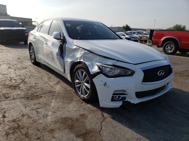 Infiniti Q50 base (2017)