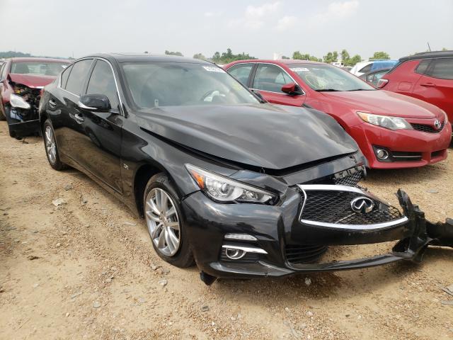 Infiniti Q50 base (2017)