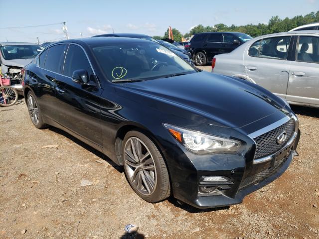 Infiniti Q50 base (2015)