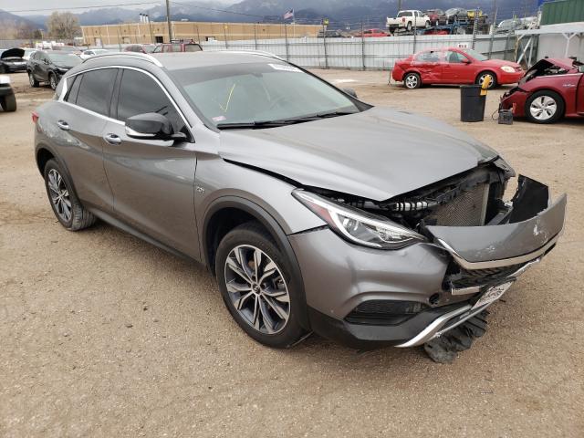 Infiniti Qx30 base (2017)