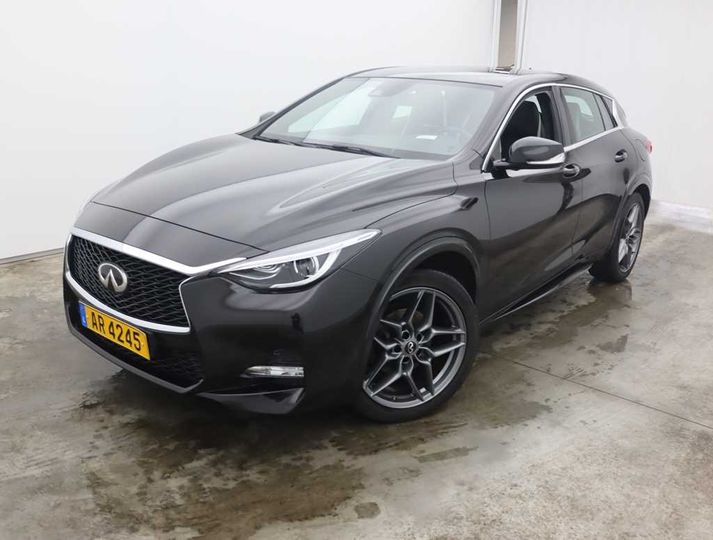 Infiniti Q30 (2017)