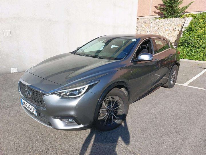 Infiniti Q30 (2017)