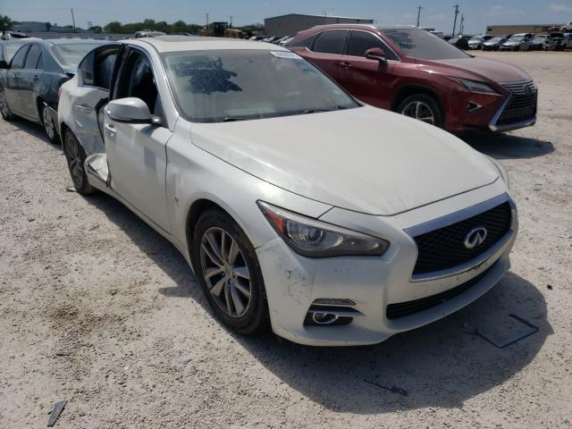 Infiniti Q50 base (2015)