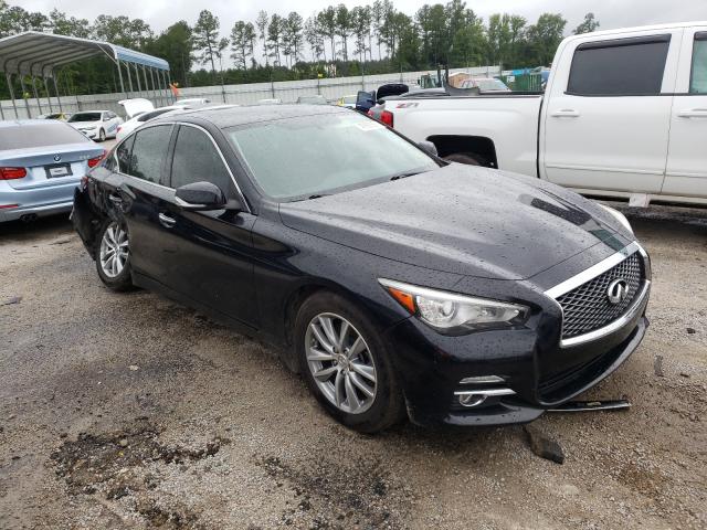 Infiniti Q50 base (2015)