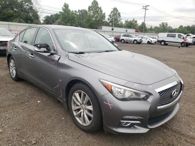 Infiniti Q50 base (2015)