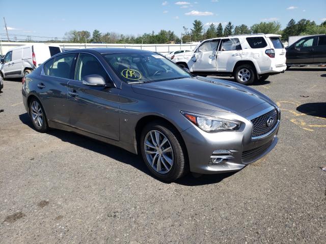 Infiniti Q50 base (2015)
