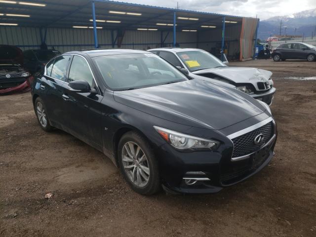 Infiniti Q50 base (2015)