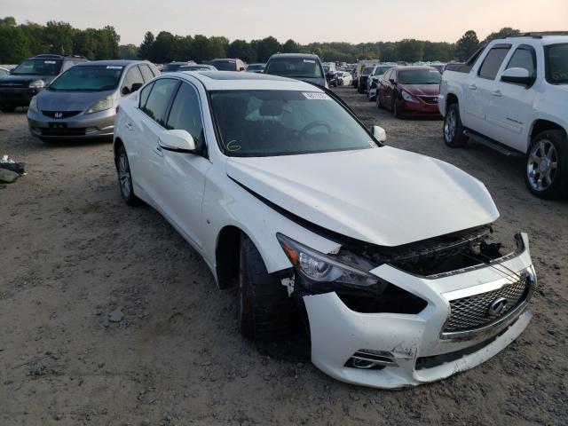 Infiniti Q50 base (2015)