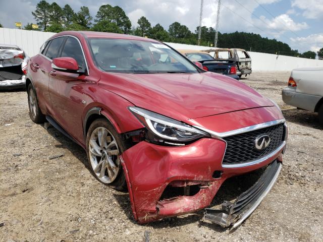 Infiniti Qx30 base (2018)