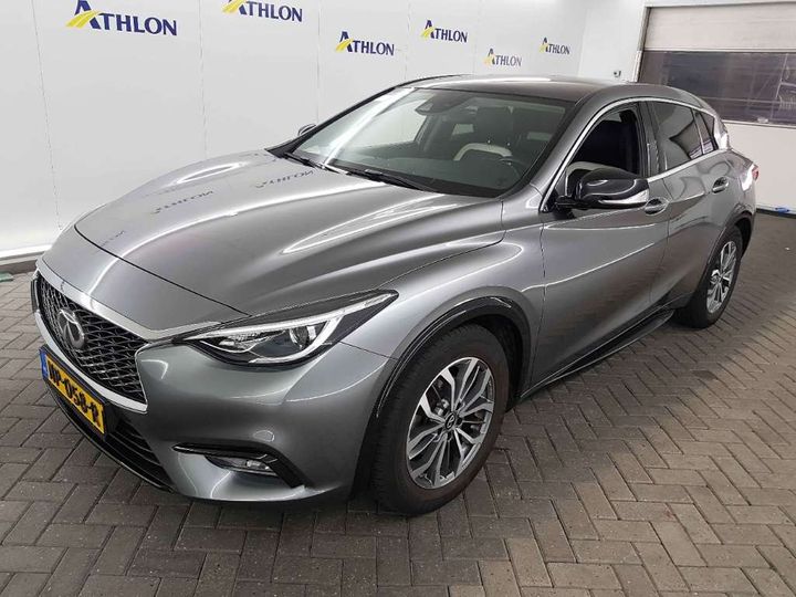 Infiniti Q30 (2017)