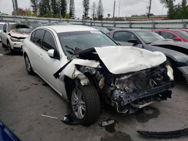 Infiniti G25 base (2011)