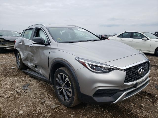 Infiniti Qx30 base (2017)