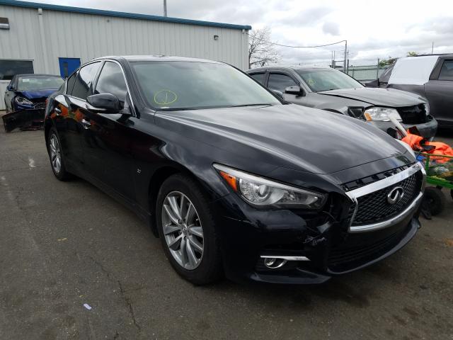 Infiniti Q50 base (2015)