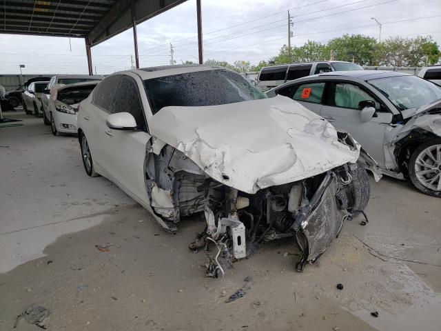 Infiniti Q50 base (2015)