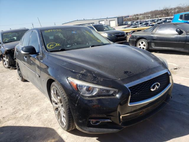 Infiniti Q50 base (2015)