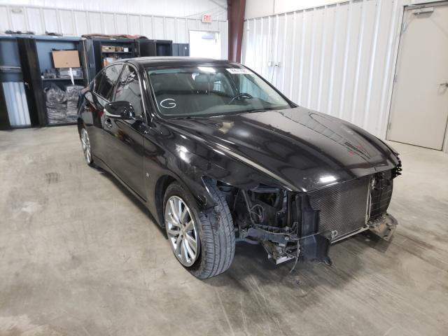 Infiniti Q50 base (2015)