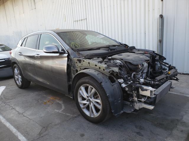 Infiniti Qx30 base (2019)