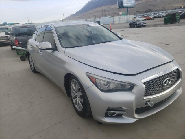 Infiniti Q50 base (2014)