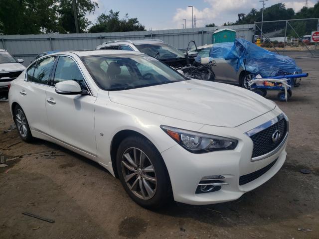 Infiniti Q50 base (2014)
