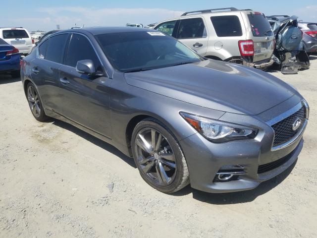 Infiniti Q50 base (2015)