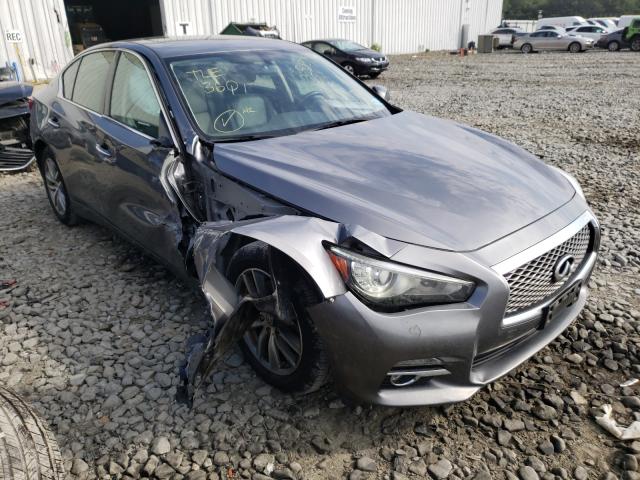 Infiniti Q50 base (2015)