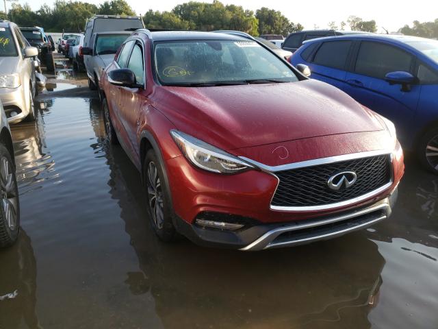 Infiniti Qx30 base (2017)