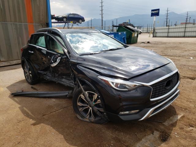 Infiniti Qx30 base (2017)