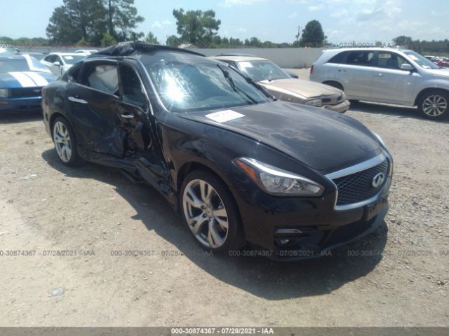 Infiniti Q70 (2017)