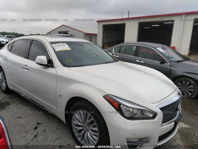 Infiniti Q70l (2015)