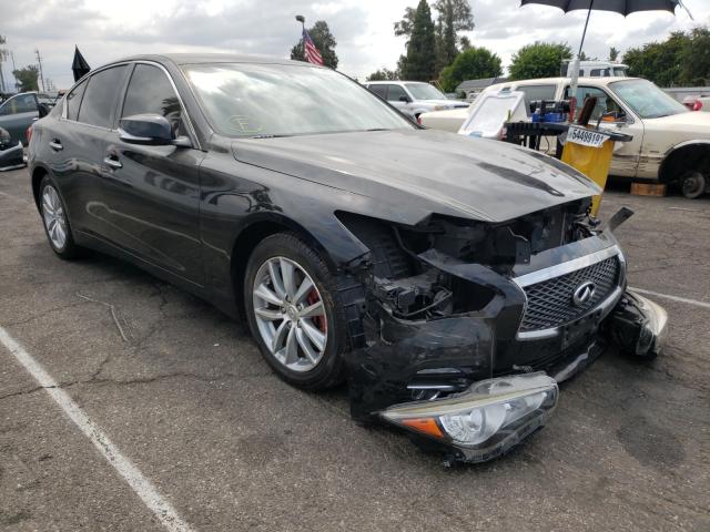 Infiniti Q50 base (2015)
