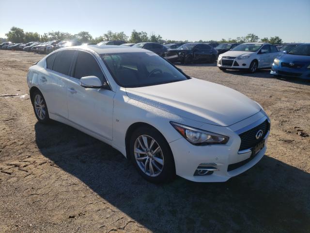 Infiniti Q50 base (2015)