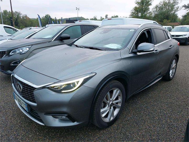 Infiniti Q30 (2017)