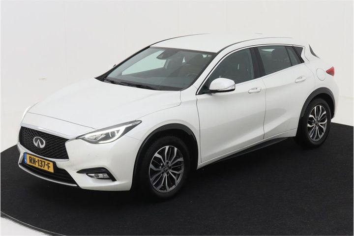 Infiniti Q30 (2018)