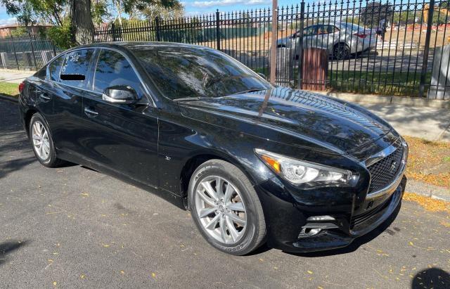 Infiniti Q50 base (2015)