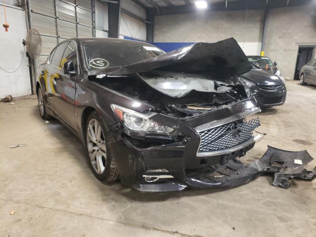 Infiniti Q50 base (2014)