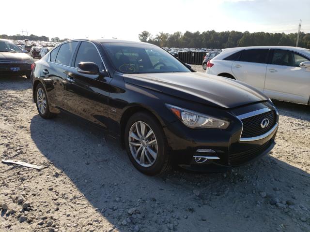 Infiniti Q50 base (2016)