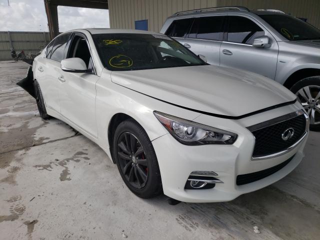 Infiniti Q50 base (2015)