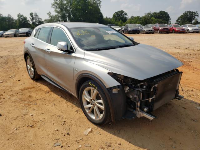 Infiniti Qx30 base (2017)