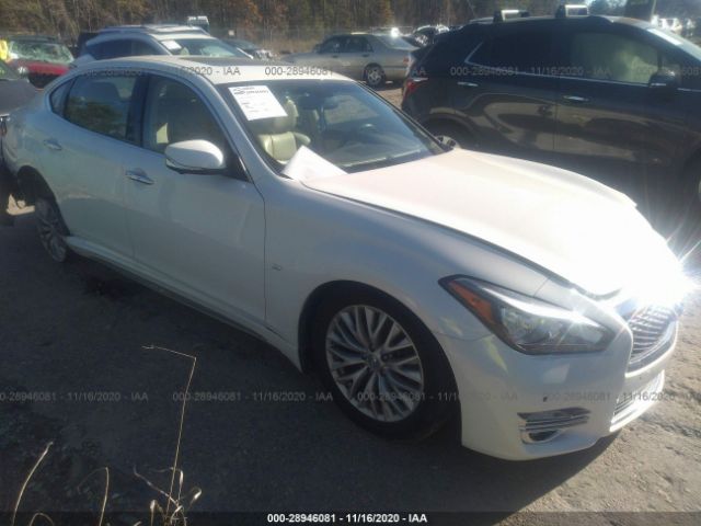 Infiniti Q70l (2015)