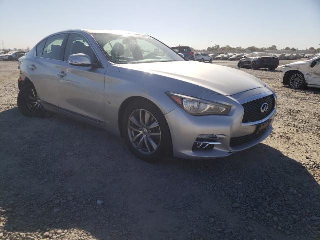 Infiniti Q50 base (2015)