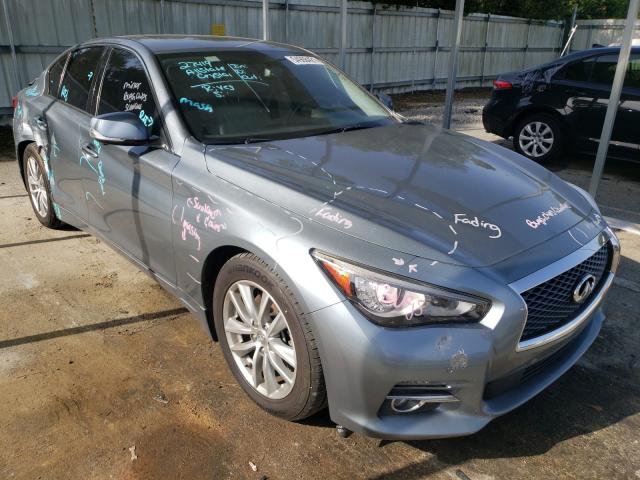 Infiniti Q50 base (2015)