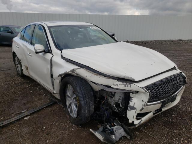Infiniti Q50 base (2015)