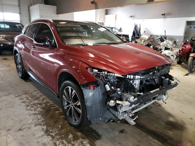 Infiniti Qx30 base (2018)