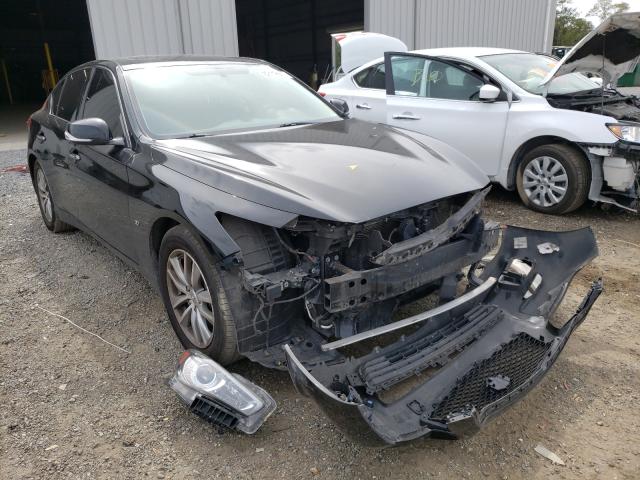 Infiniti Q50 base (2015)