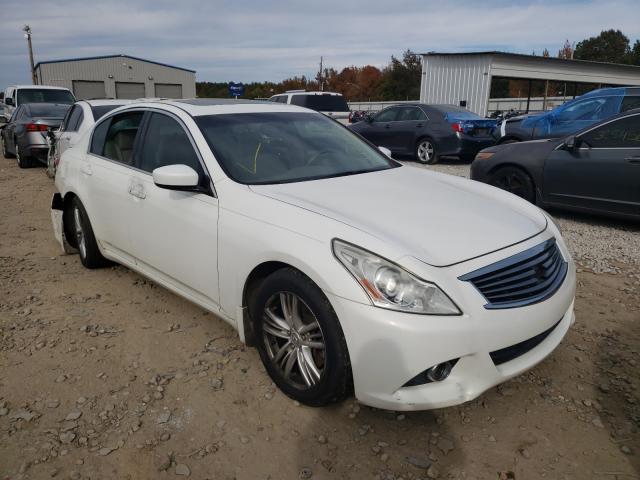 Infiniti G25 base (2012)