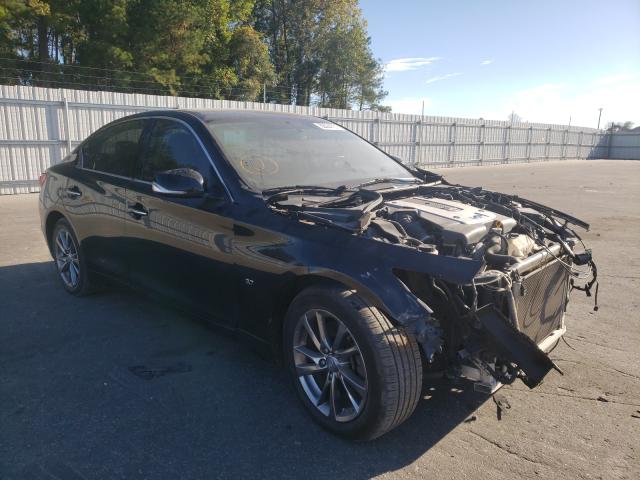 Infiniti Q50 base (2015)