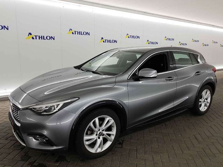 Infiniti Q30 (2017)