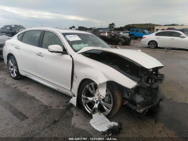 Infiniti Q70l (2015)