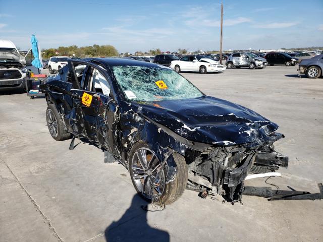 Infiniti Q50 base (2014)