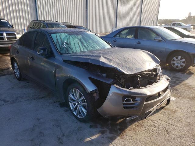 Infiniti Q50 base (2015)